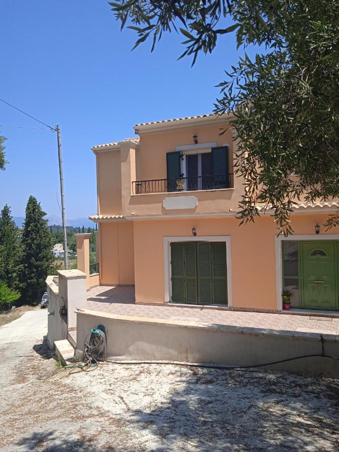 Villa Ligeris House 1 In Agioi Deka à Agioi Deka  Extérieur photo