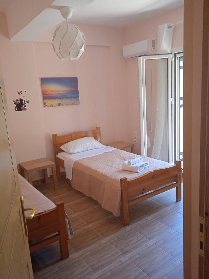 Villa Ligeris House 1 In Agioi Deka à Agioi Deka  Extérieur photo