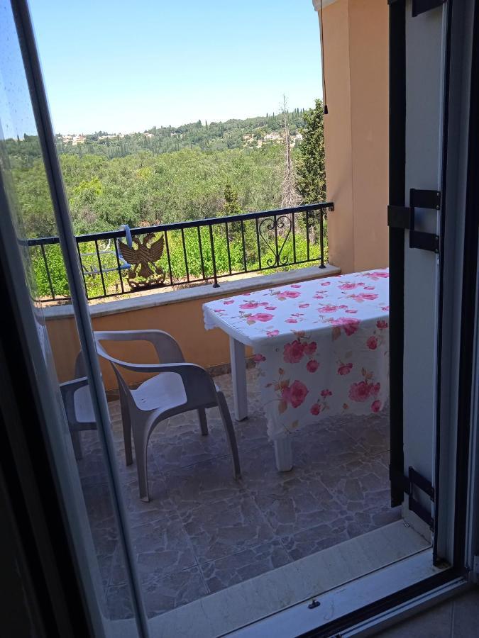 Villa Ligeris House 1 In Agioi Deka à Agioi Deka  Extérieur photo
